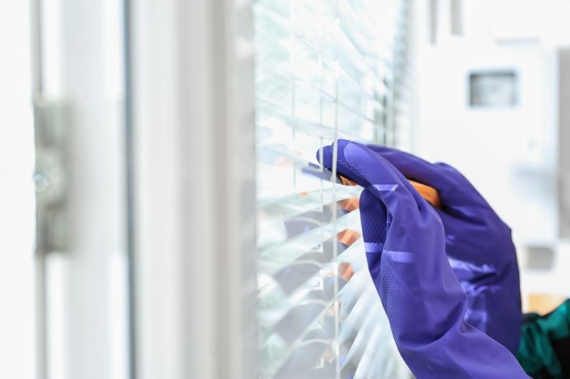 Professional Blind Cleaning Equipment